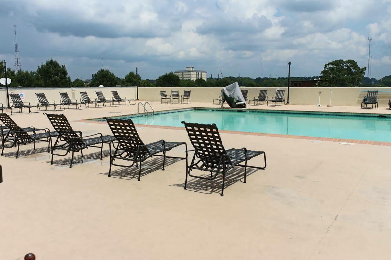 Ramada Plaza By Wyndham Atlanta Downtown Capitol Park Hotel Exterior photo